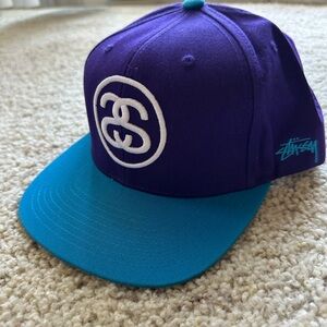 Stussy Hat in Purple and Blue